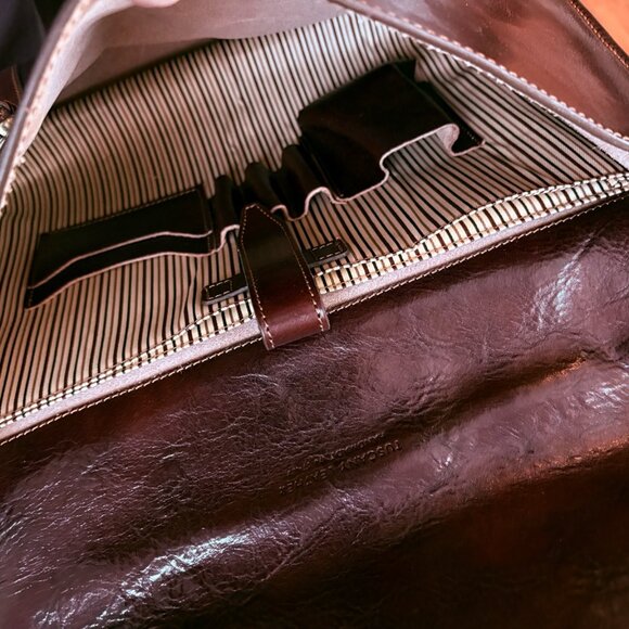 Tuscany Leather Italian Briefcase – Handcrafted Elegance in Full-Grain Leather - Picture 2 of 4